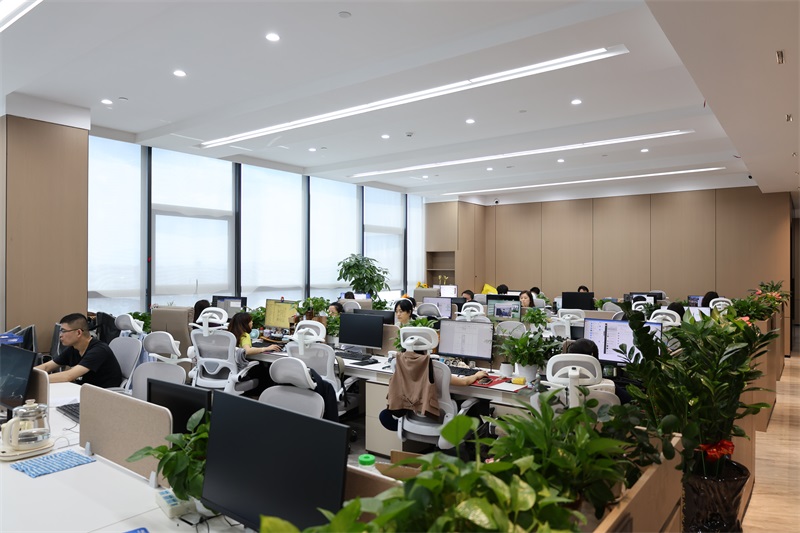 拼接屏厂家顺达荣公司办公区